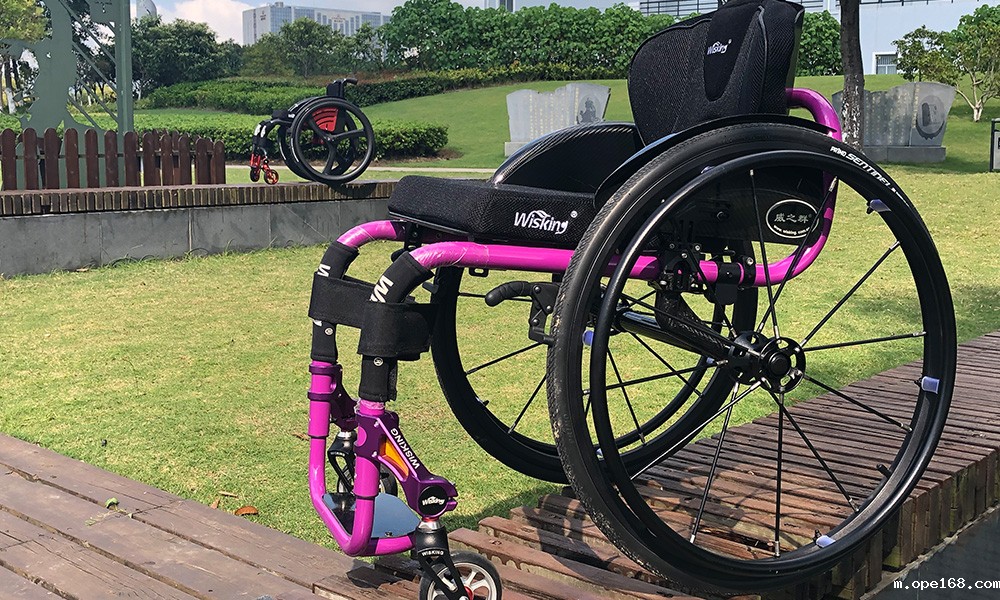 威之群手动轮椅8800