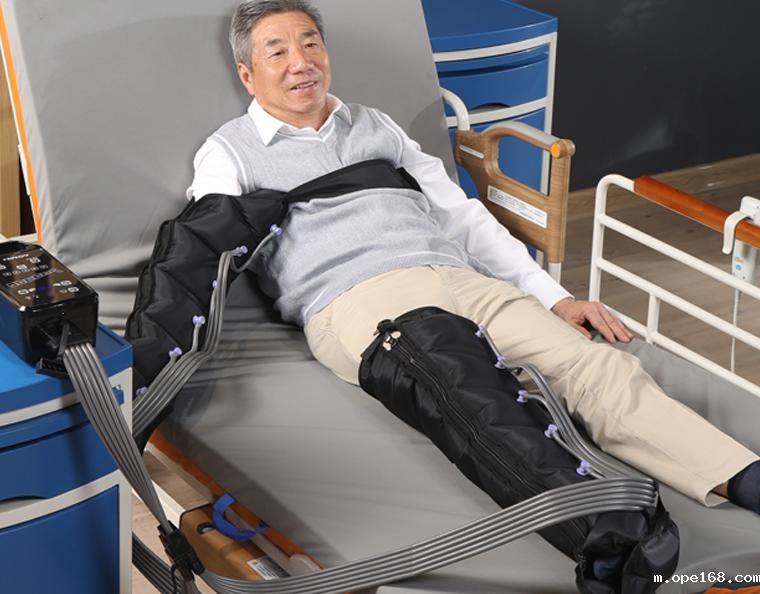 空气波充电款按摩仪