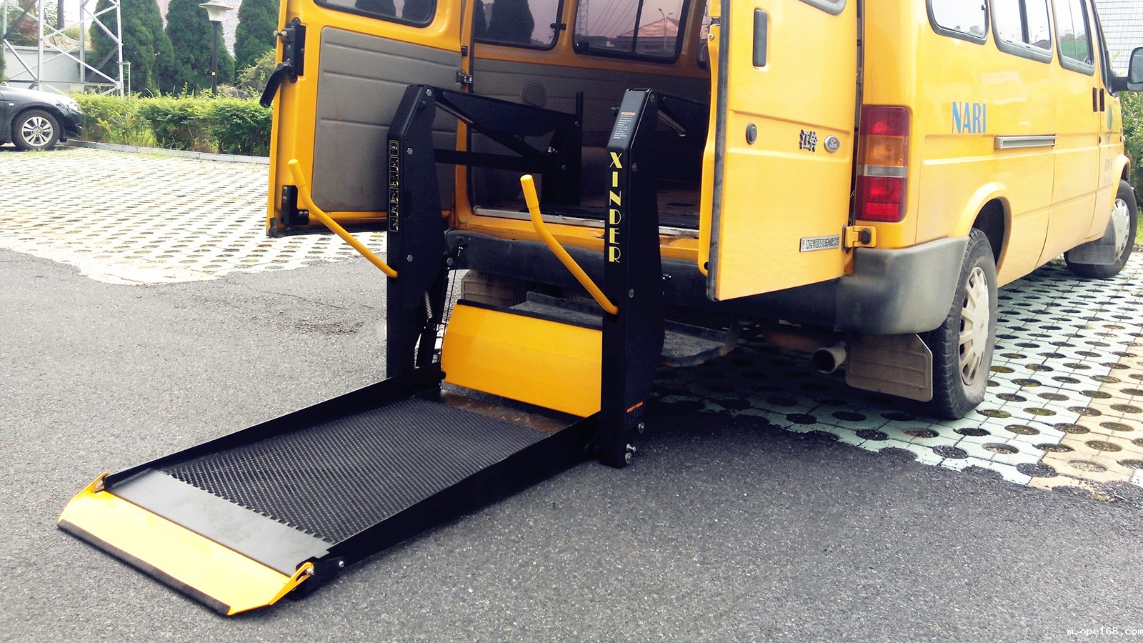 WL-D-880轮椅升降机