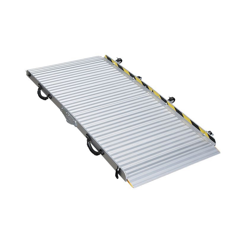 FOLDING PORTABLE RAMPS-